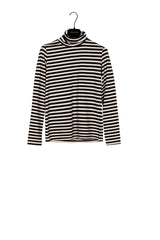 Dolcevita rigato in jersey elasticizzato