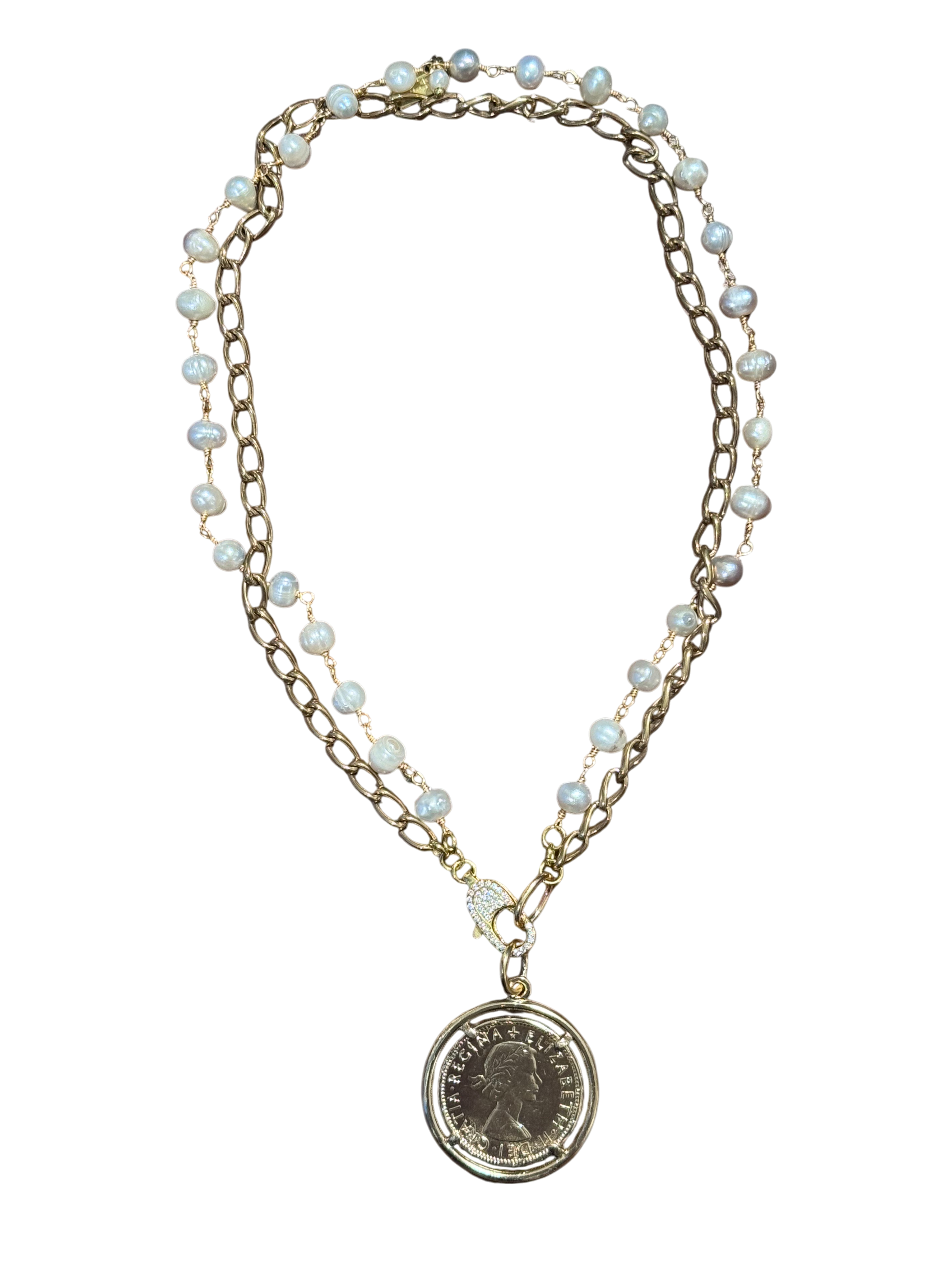 Collana corta Francesca Maida con perle e ciondolo moneta