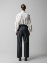 Pantaloni asimmetrici con cintura225