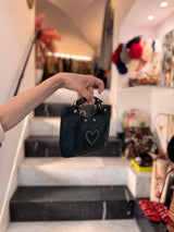Borsa tracolla mini "LUIGIA Poggibonsi" in pelle di vacchetta laminata tinta in capo con borchie Verde bottiglia - Campomaggi