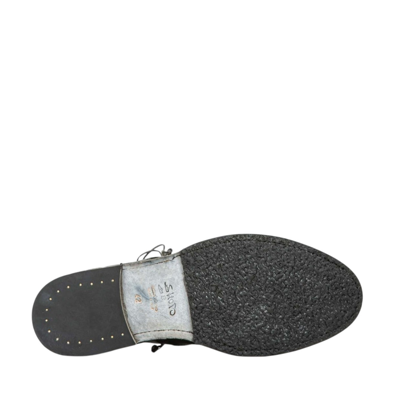 Stringata Shoto in pelle lavata