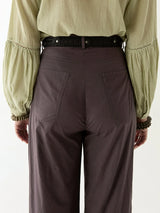 Pantalone in cotone leggero con ricami