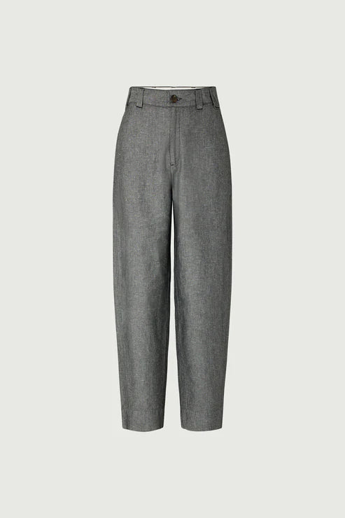 Pantalone taglio a vita alta