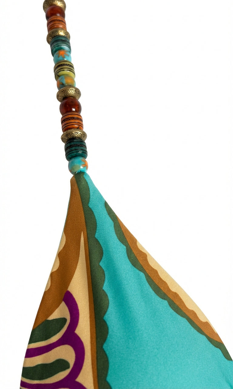 Bikini Triangolo Damascato con Pietre Colorate e Slip Regular