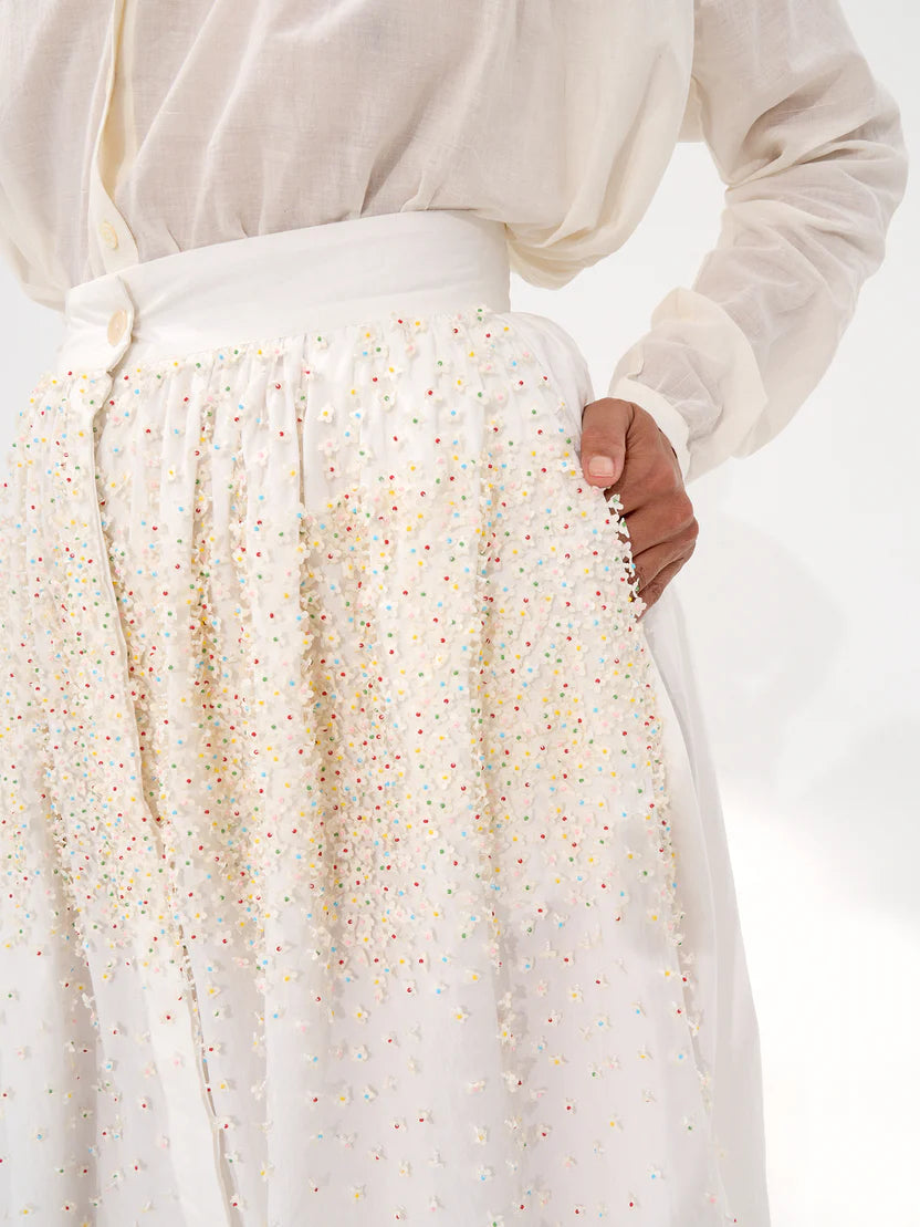 Gonna midi in cotone decorata con fiori realizzati a mano