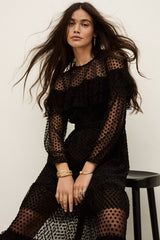 Abito lungo in tulle nero con effetto plumetis