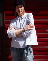 Blusa in cotone a righe con colletto stondato