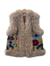 Gilet in velluto ricamato ed eco fur