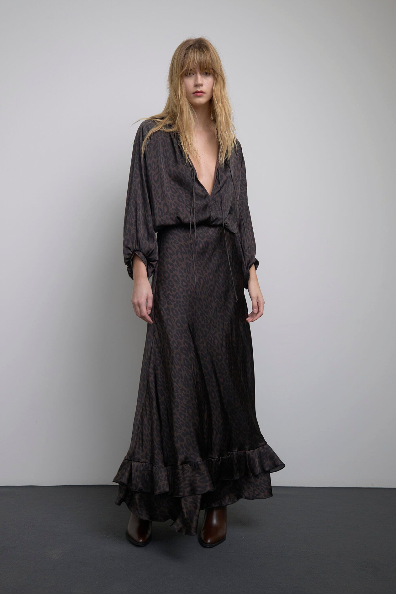 Abito lungo con stampa animalier