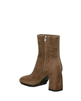 Tronchetto Eclat in pelle scamosciata Ash
