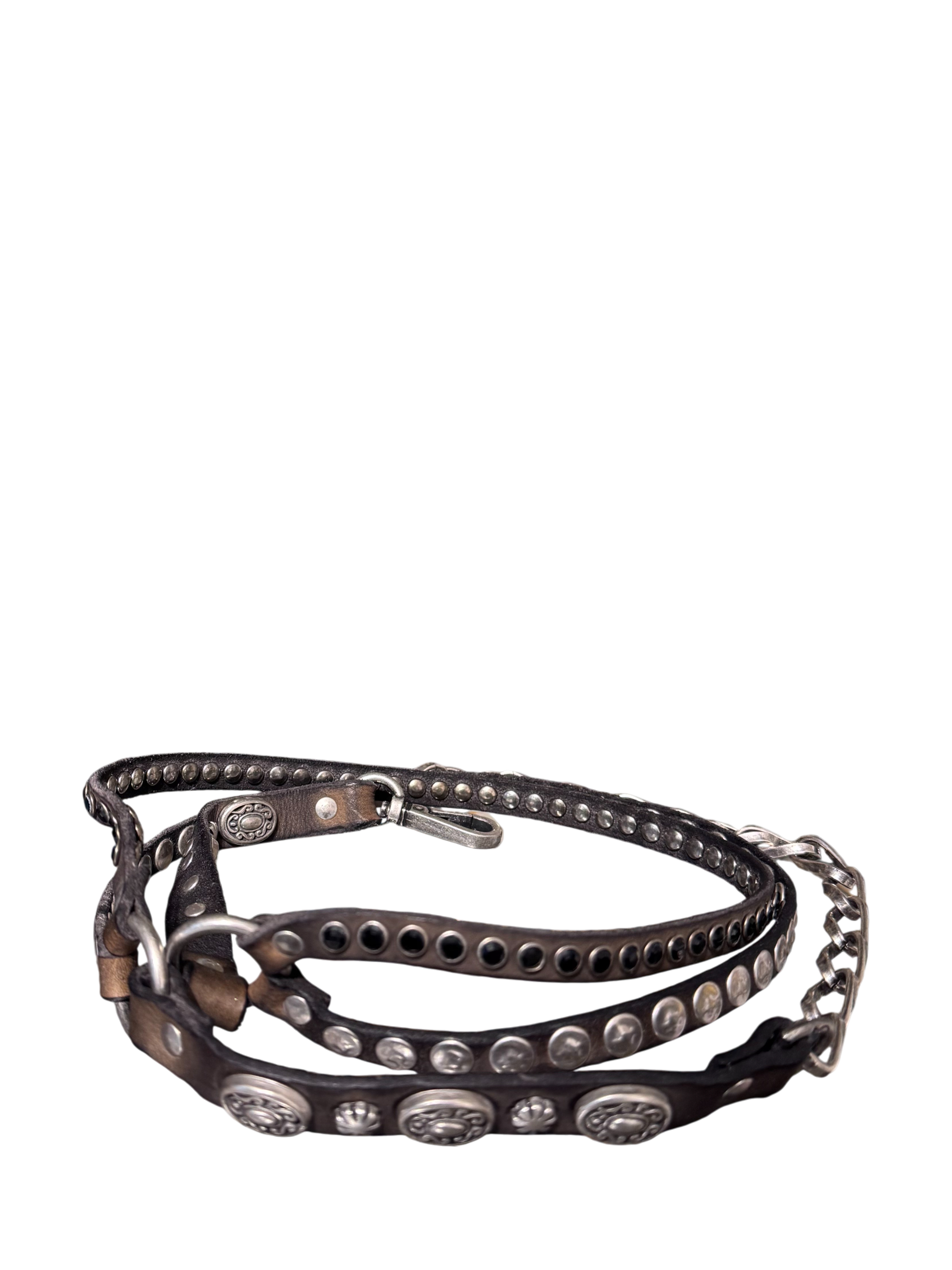 Cintura in pelle di vacchetta tinto capo con catena borchie