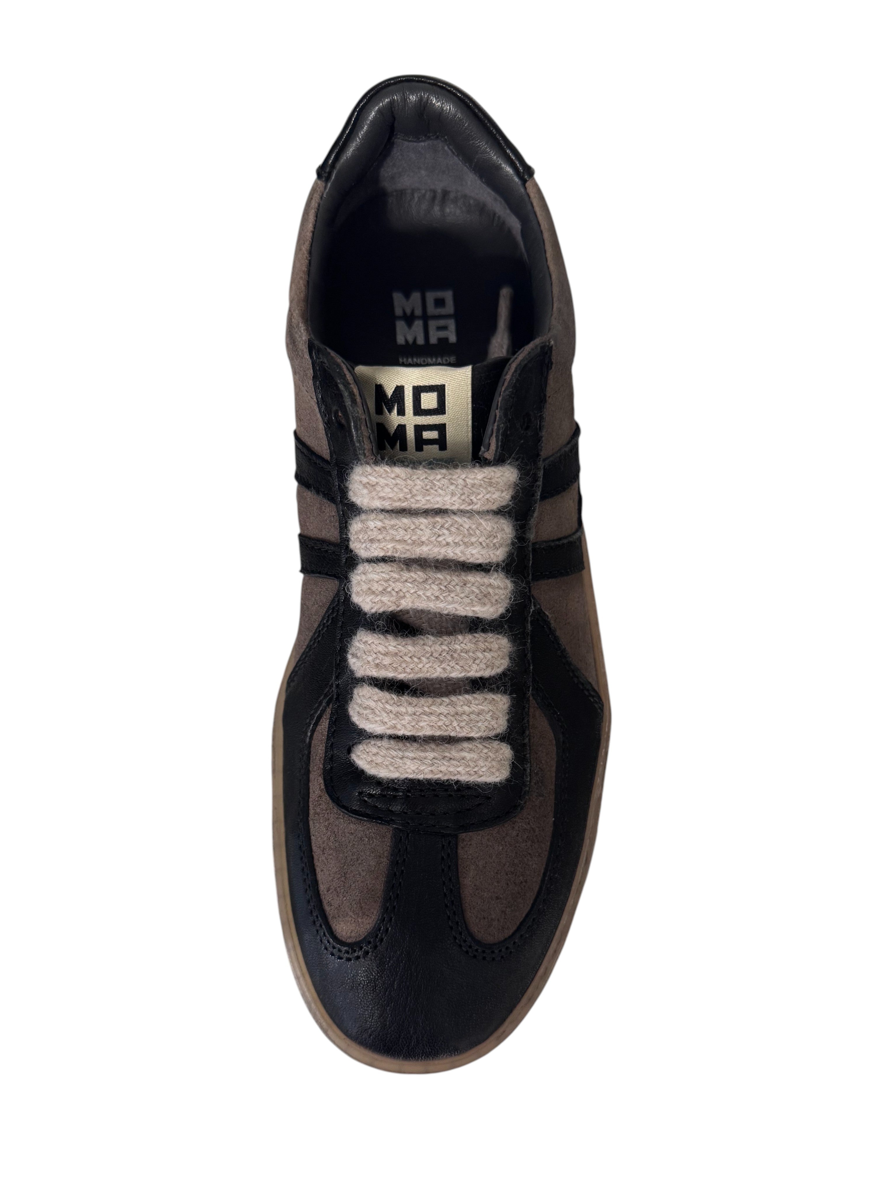 Sneaker in pelle Moma