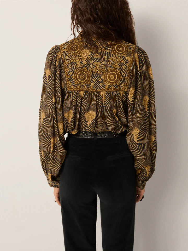 Camicia ricamata in cotone