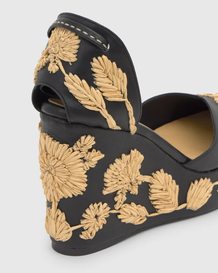 Espadrilla Carmela in pelle nappa con motivi floreali ricamati in rafia