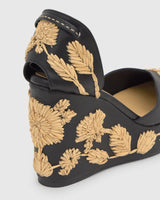 Espadrilla Carmela in pelle nappa con motivi floreali ricamati in rafia