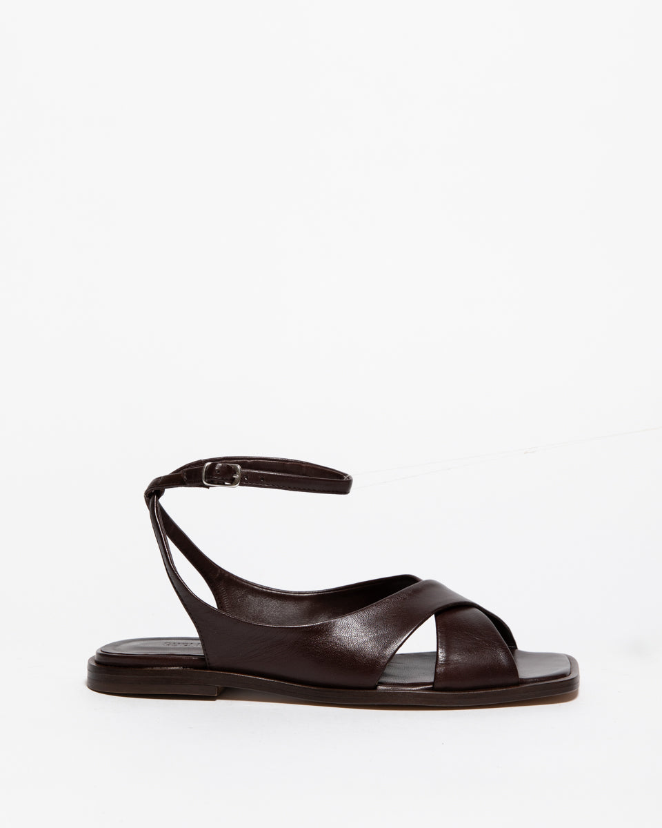 Sandalo in pelle nappa color cioccolato Guglielmo Rotta