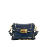 Borsa a tracolla Agnese in pelle di vacchetta tinta in capo di colore blu zaffiro con rivetti