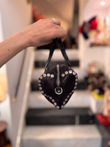 Borsa Shopping "DOLLY" in pelle di vacchetta tinta in capo con borchie Campomaggi
