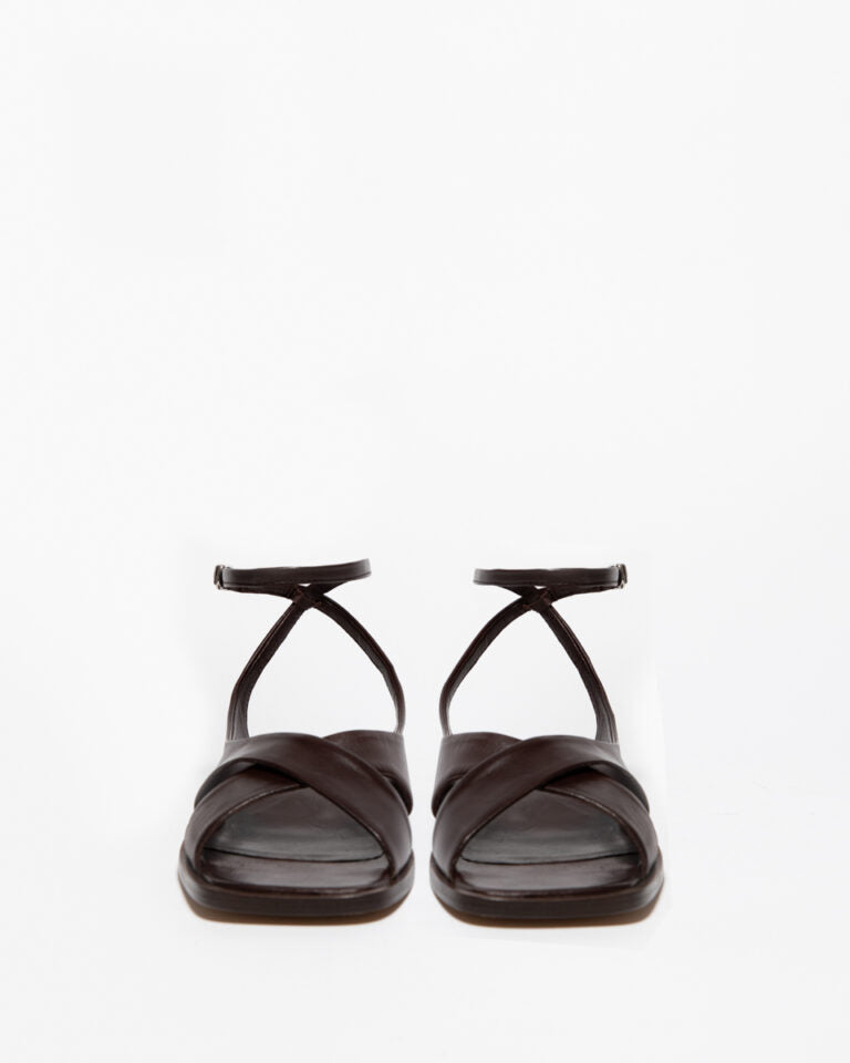 Sandalo in pelle nappa color cioccolato Guglielmo Rotta