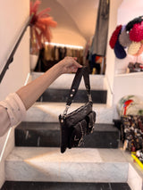 Borsa a tracolla "OTTAVIA" in pelle di vacchetta tinta in capo con borchie - Campomaggi