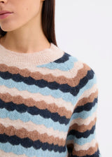 Maglia girocollo in alpaca con motivo a righe ondulate