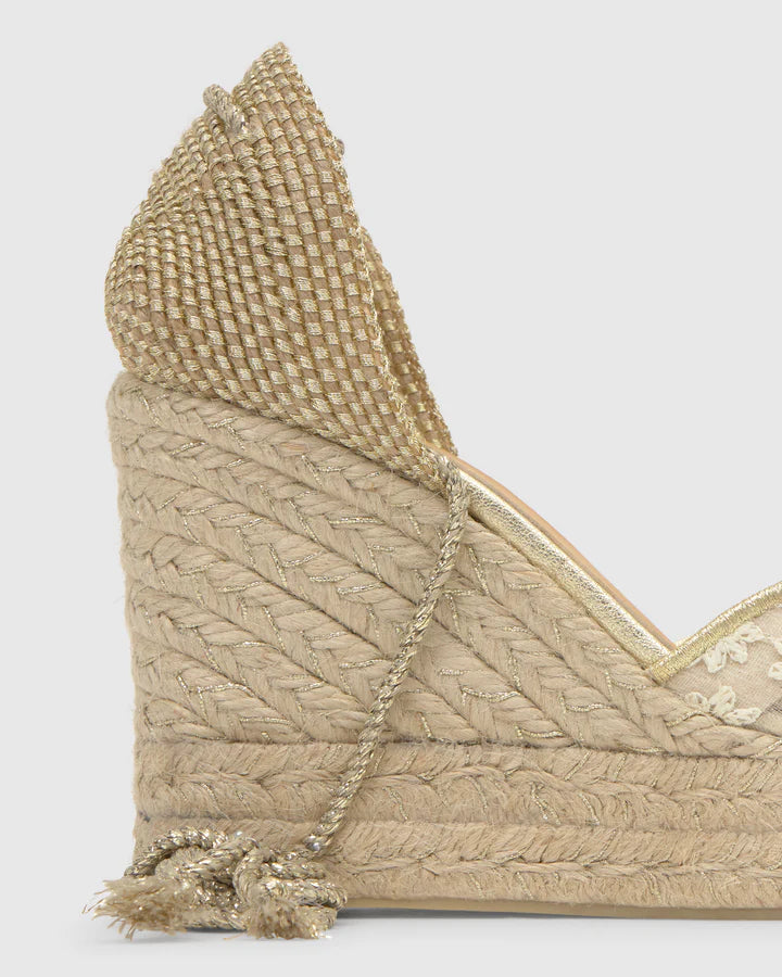 Espadrilla Clair con motivo floreale ricamato