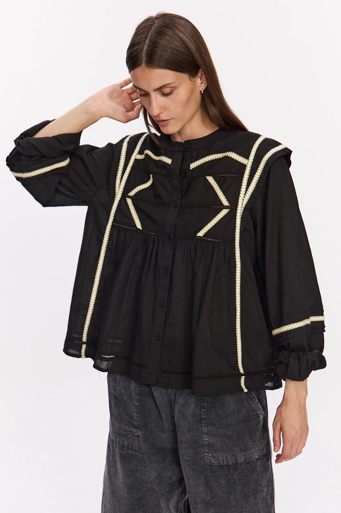 Camicia con bordi a contrasto
